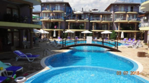  Garden Beach Luxurios Apartment A9  Созополь